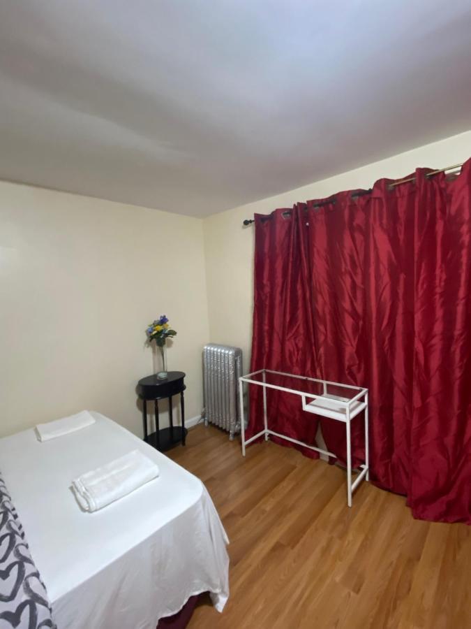 A Great Room In Queens New York Kültér fotó